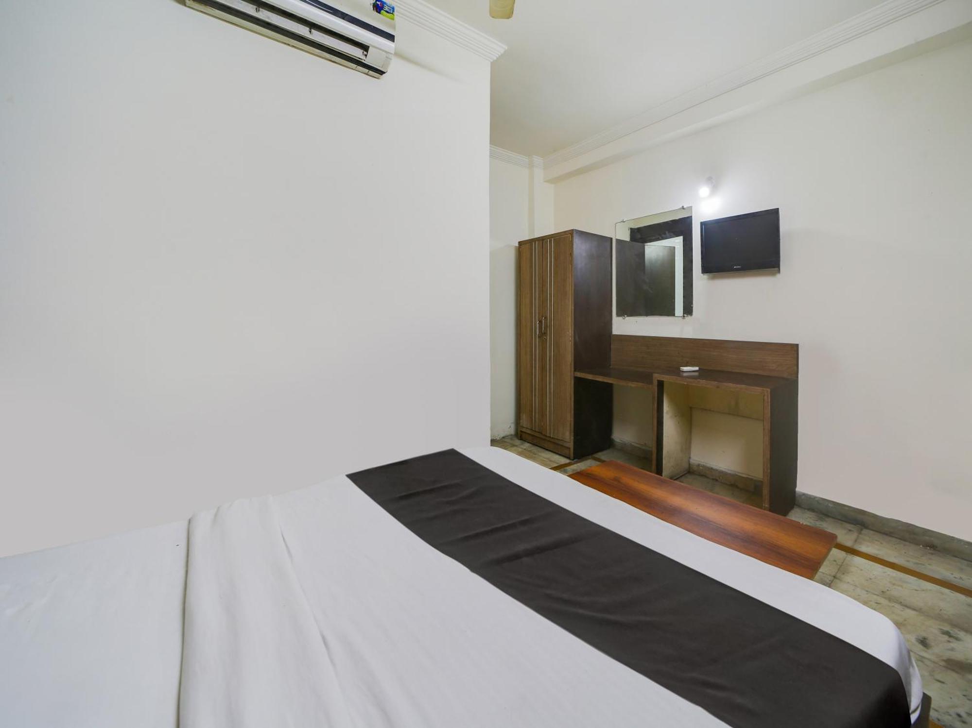 Super Hotel O The Surbhi Бхопал Екстер'єр фото